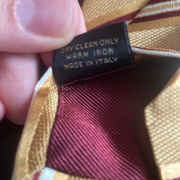 Ermenegildo Zegna Gold Stripe Tie - Picture 5 of 6